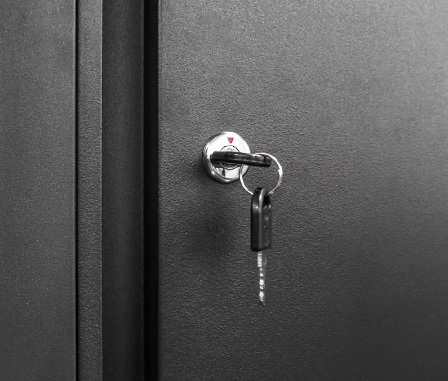 5 shelves Garage shelf lockable cabinet - free delivery in Christchurch